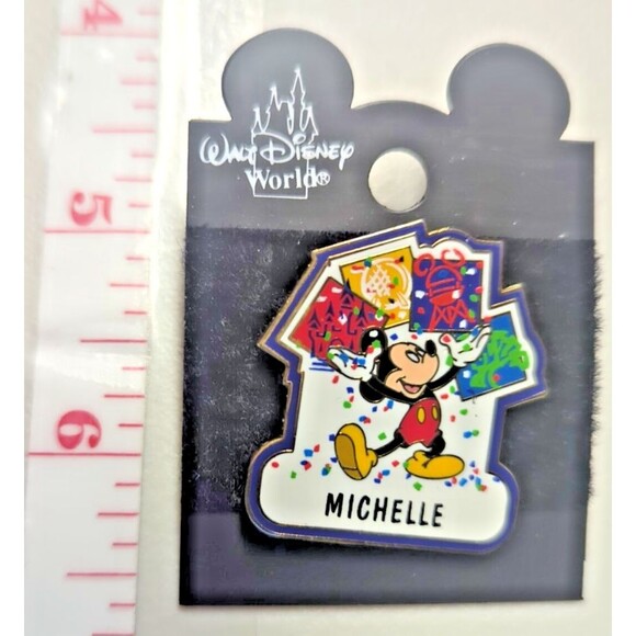Walt Disney Worlds Name (Michelle) Pin with Mickey Juggling the Magic at Disney - Picture 4 of 8